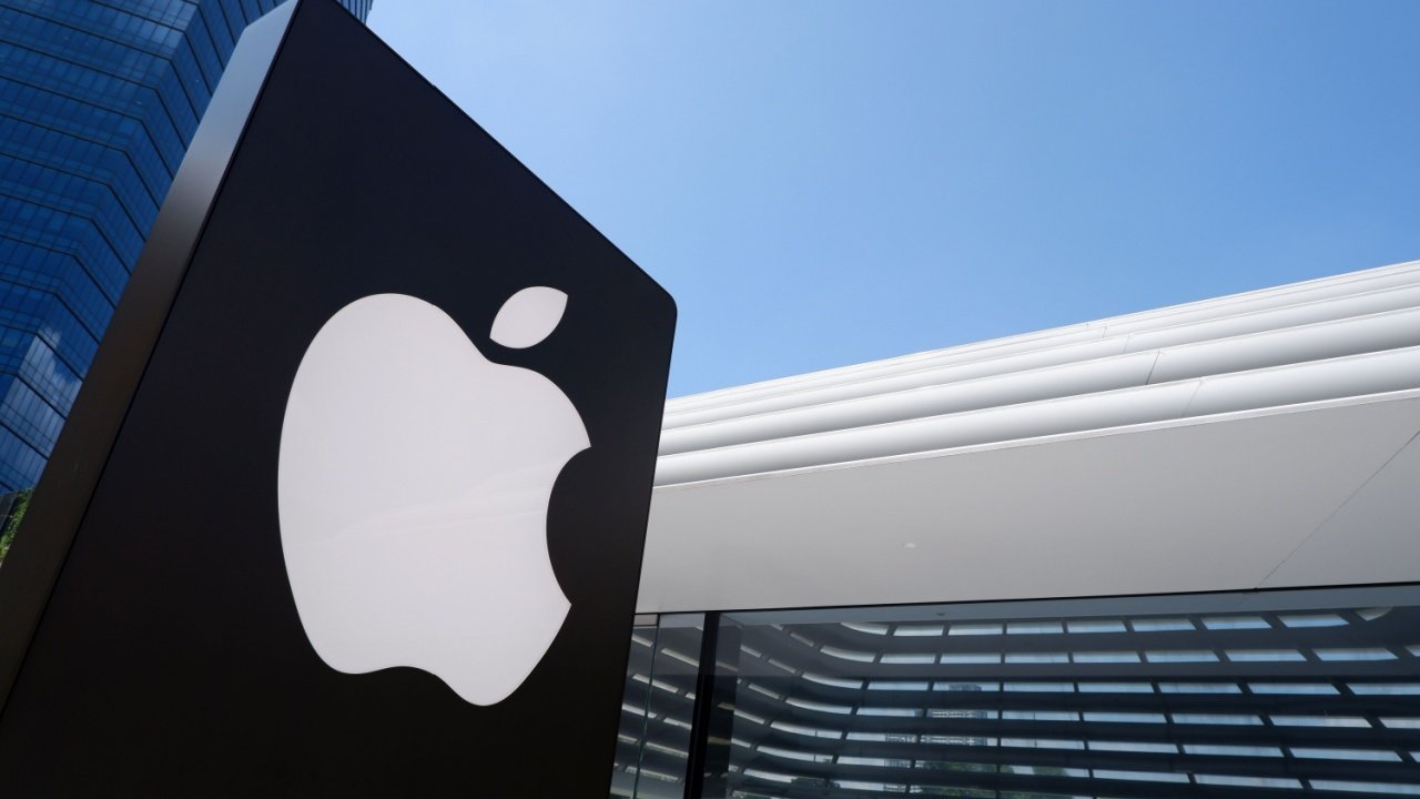 Apple, standart iPhone 18 modelini 2027'ye erteleyebilir