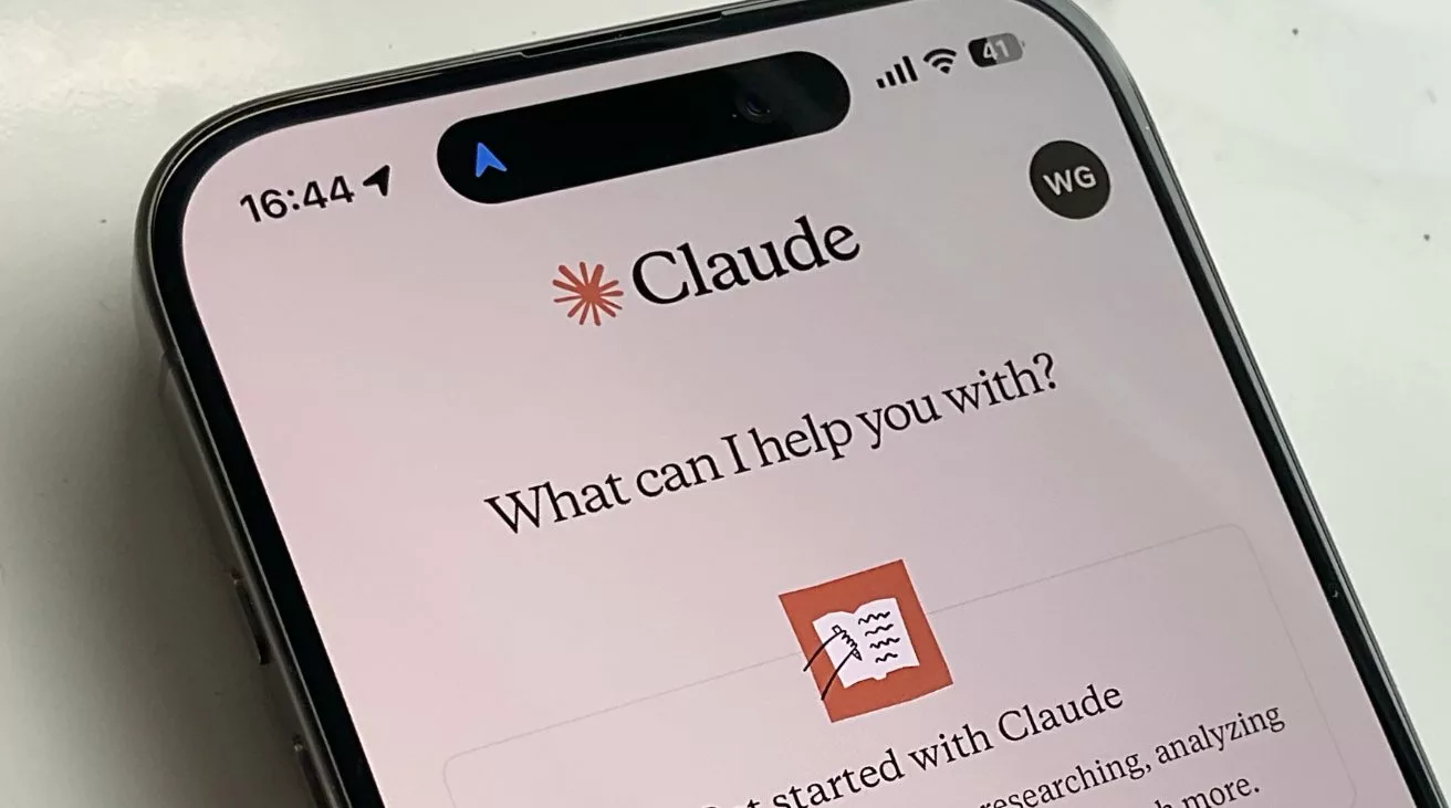 Claude iOS Uygulamasına Türkçe Ses Desteği Eklendi