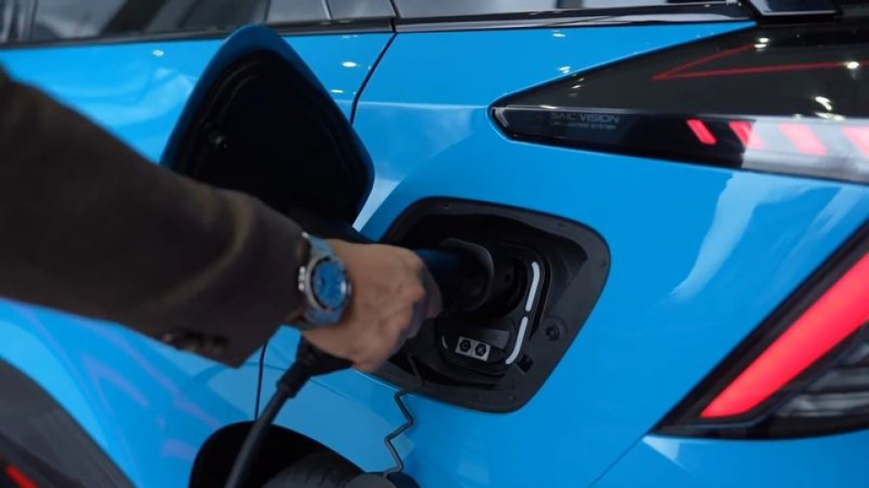 Elektrikli araç şarj hizmetlerinde büyük artış