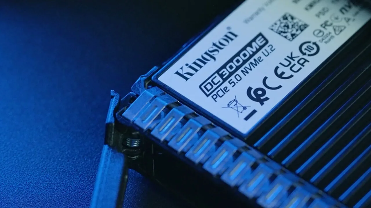 Kingston’dan veri merkezleri için 30,72 TB kapasiteli Gen5 NVMe SSD