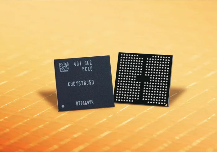 Samsung, dünyanın ilk 900 katmanlı V-NAND prototipini geliştirdi