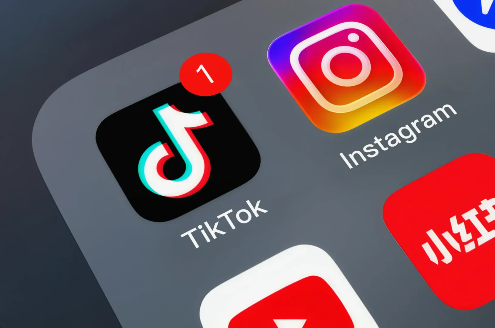 TikTok yorumları baştan aşağı değişiyor: Sesli mesaj ve anket başladı