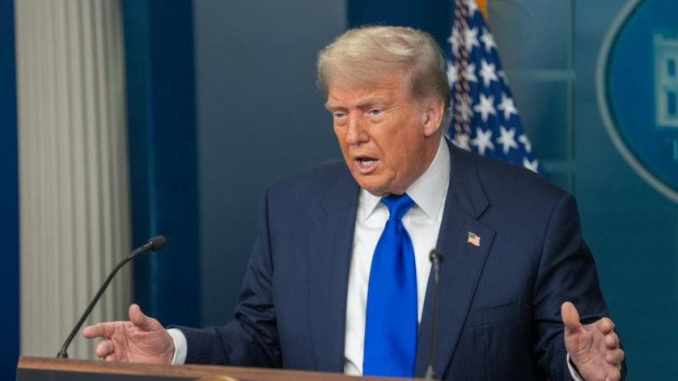 Trump, İran'la anlaşmayı tercih ettiğini ancak askeri saldırının hala bir seçenek olduğunu belirtti